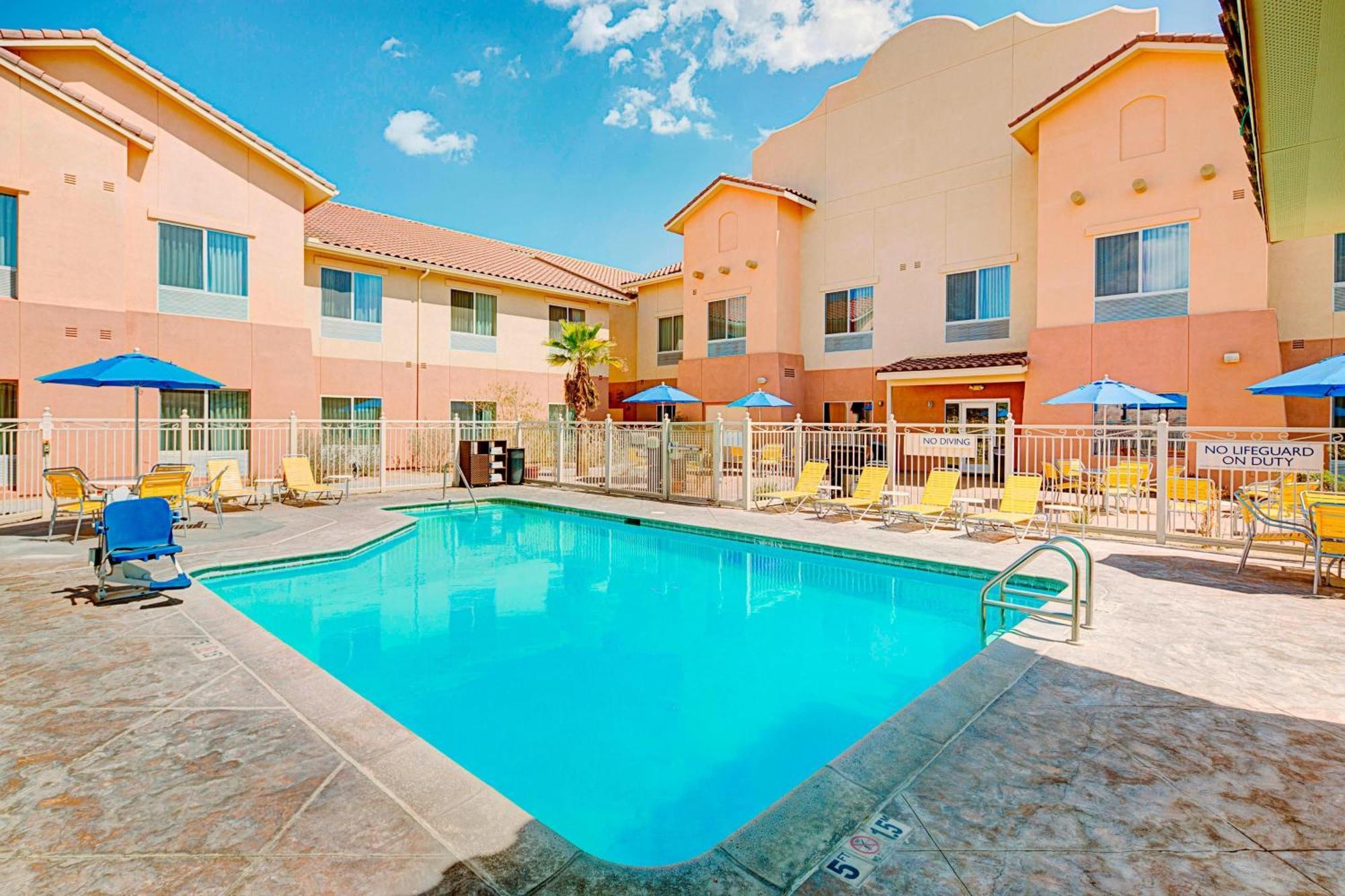 Fairfield Inn & Suites Twentynine Palms - Joshua Tree National Park Exterior foto